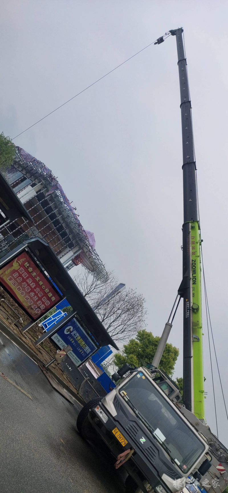 最新急招吊车驾驶员